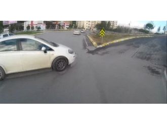 Motosiklet kazası kamerada