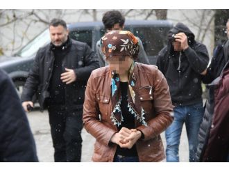 SON DAKİKA Yasak aşk yaşadığı adamı bağlayarak işkence yaptı