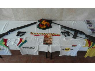 İzmir’de sosyal medya teröristlerine operasyon: 8 gözaltı