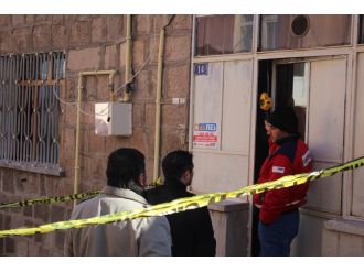 İçtiği sigara koltuğa düştü, dumandan zehirlenerek can verdi