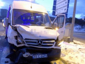 SON DAKİKA Öğrenci servisi kaza yaptı: 7 yaralı
