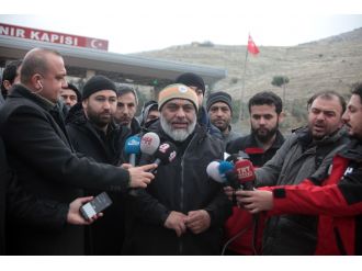 "20 bin kişi tahliyeler bitene kadar nöbet tutacak"