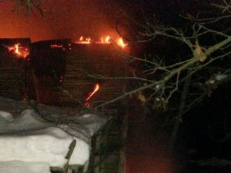 Sobadan sıçrayan kıvılcım evi yaktı: 1 ölü