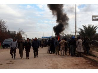 Halep’te tahliye konvoyuna saldırı görüntülendi