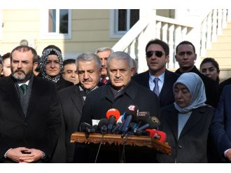 Başbakan Yıldırım’dan kararlılık mesajı: Zayıflatmaz, artırır