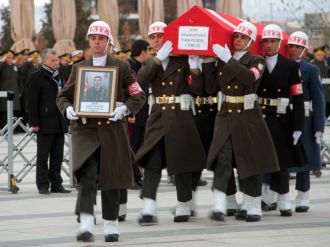 Başkent Fırat Kalkanı şehidini dualarla uğurladı