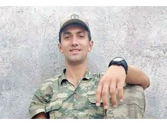 Şehit acısı anne ve babasını hastanelik etti