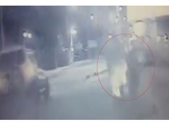 Sarhoş sürücü polise böyle çarptı