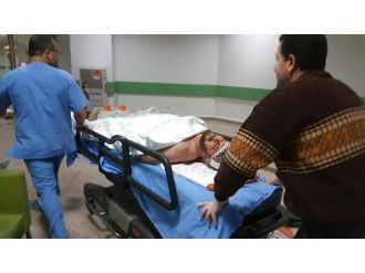 Silahla ağır yaralandı, araçla kaçarken kaza yaptı