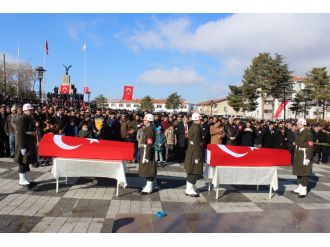 Kırşehir şehitlerini uğurladı
