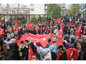 Cizre teröre karşı ’tek ses tek yürek’ oldu