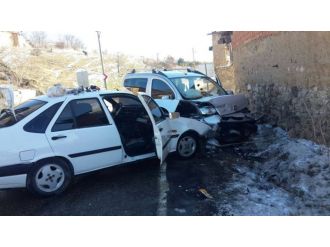 Kütahya’da trafik kazası: 10 yaralı