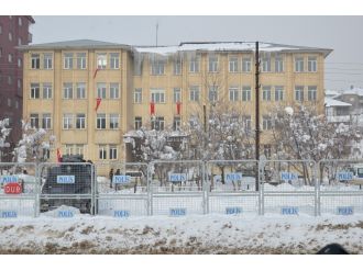 Yüksekova Belediyesine kayyum atandı