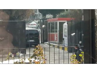 Rus Büyükelçiliği’nde güvenlik önlemleri artırıldı