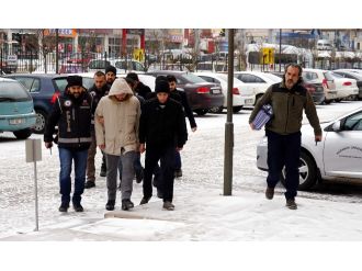 FETÖ’nün gençlik yapılanmasına operasyon: 24 gözaltı