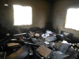 SON DAKİKA Engelli karısını öldürdü, evi ateşe verdi