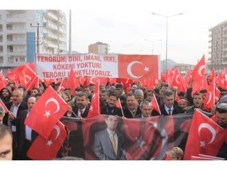 Kaymakamın şehit edildiği Derik’ten PKK’ya sert tepki