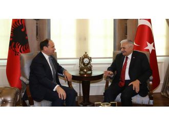 Başbakan Yıldırım, Arnavutluk Cumhurbaşkanı ile görüştü