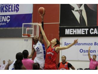 İkinci galibiyetini aldı