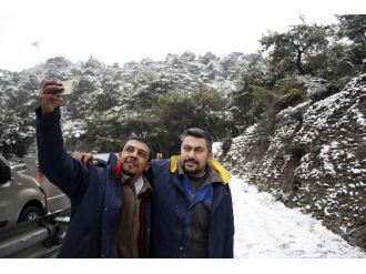 Antalya beyaza büründü