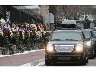 Başbakan Yıldırım’dan Rusya Büyükelçiliği’ne taziye ziyareti