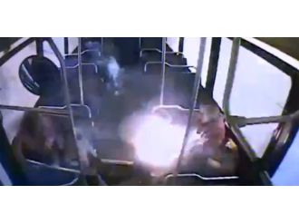 Elektronik sigara yine patladı !