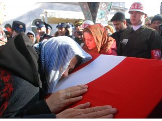 24 günlük nişanlı şehide veda