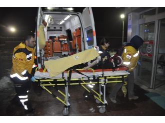 Karda kaymak isterken bacağına inşaat demiri saplandı