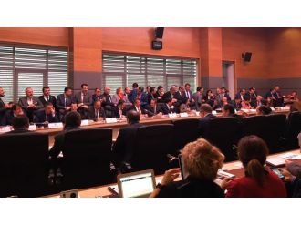 CHP’li vekiller komisyonu yine karıştırdı