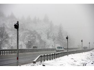 Bolu’da 215 köy yolu kapandı