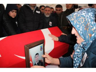 Şehit uzman çavuş, son yolculuğuna uğurlandı