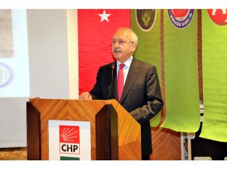 “Sorun çözen değil, sorunlarla boğuşan bir toplum olduk”