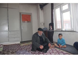 6 yaşındaki çocuk ailesini kurtardı