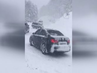 Zincirsiz yola çıkan sürücülerin zor anları