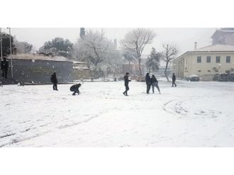 Ankara’da okullar yarın da tatil