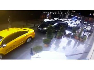 Fırtınanın uçurduğu boru ok gibi saplandı