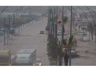 Mersin’deki sel felaketi mobeselere yansıdı