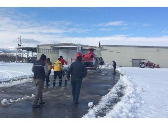 Sobaya dökülen tiner parladı: 4 yaralı