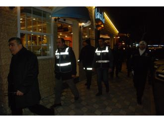 300 polisle huzur operasyonu