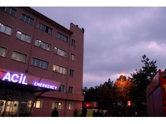 Doğumevi çatısında intihar girişimi