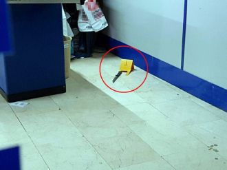 Marketten tüfekli, bıçaklı gasp