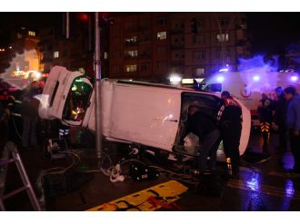 Ehliyetsiz sürücü dehşet saçtı: 6 yaralı