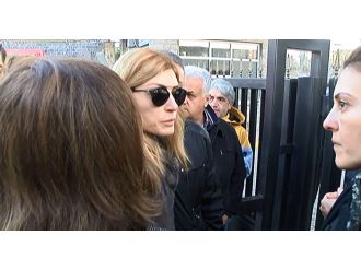 Adli Tıp önünde acı bekleyiş