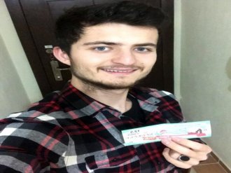 Annesinin doğum tarihi büyük ikramiyeden etti