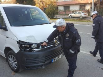 Minibüsün çarptığı Iraklı 2 çocuk hayatını kaybetti