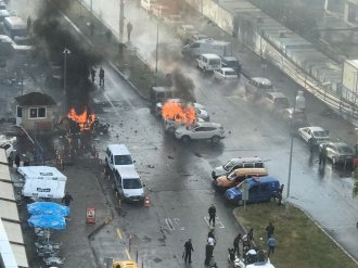 İzmir Valisi: "1 polis ve 1 adliye memuru şehit, 6-7 yaralı var"