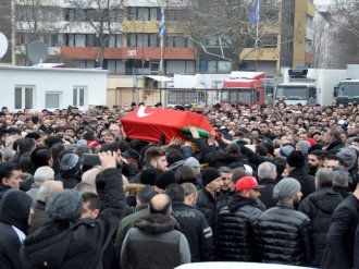 Almanya’da öldürülen Türk iş adamının naaşı Türkiye’ye gönderildi