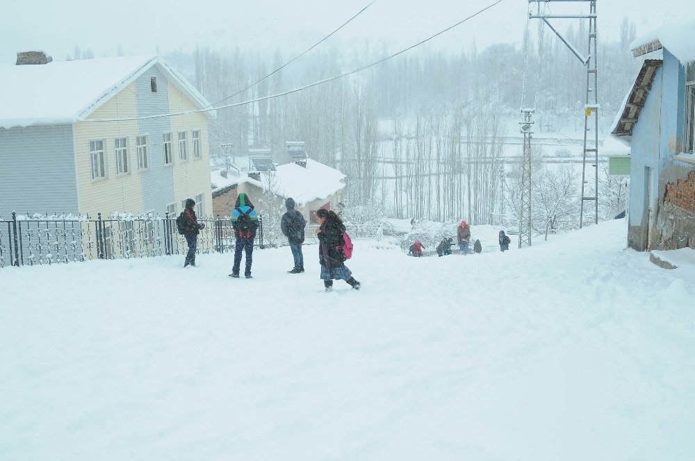 Adıyaman’da kar yağışı nedeniyle okullar tatil