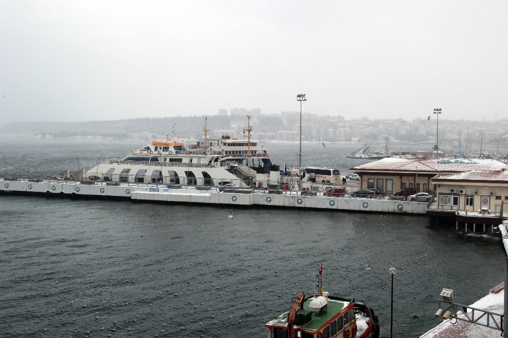 Bozcaada seferine fırtına engeli