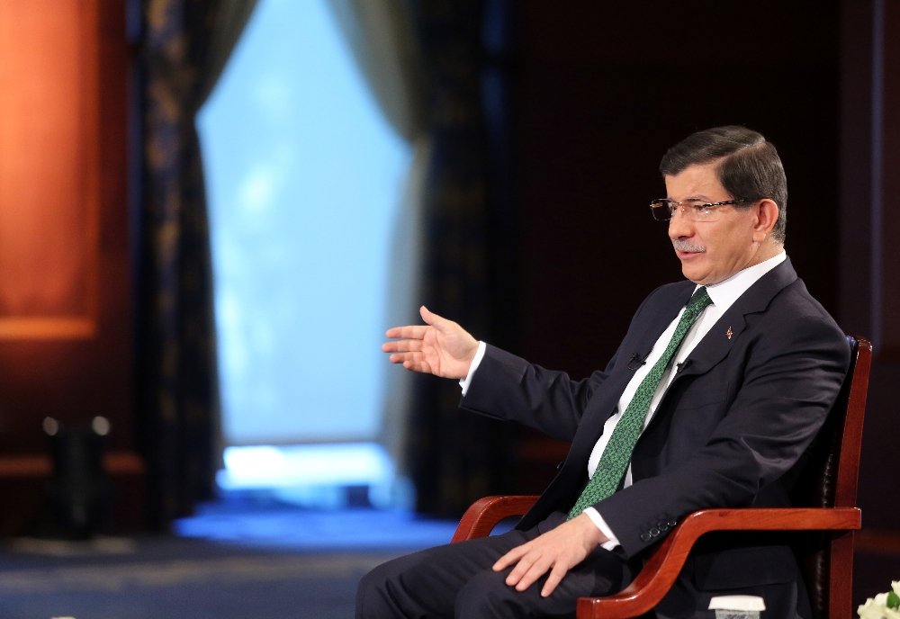 Davutoğlu: Gülen’in kontrol altına alınmalı